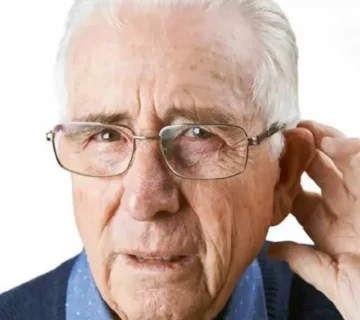 بهترین سمعک برای افراد مسن