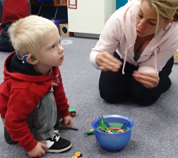 تمرین شنوایی برای کودکان کم شنوا